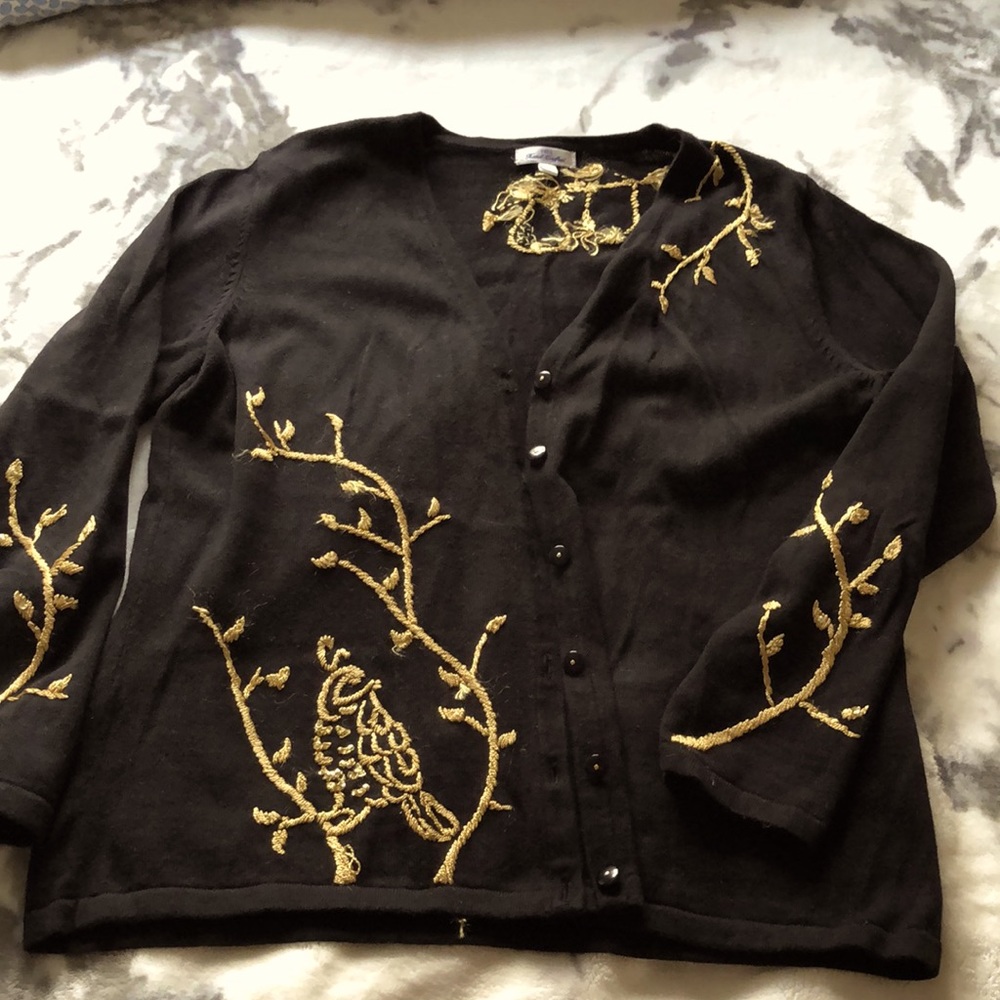 Tabi partridge in a pear tree sweater